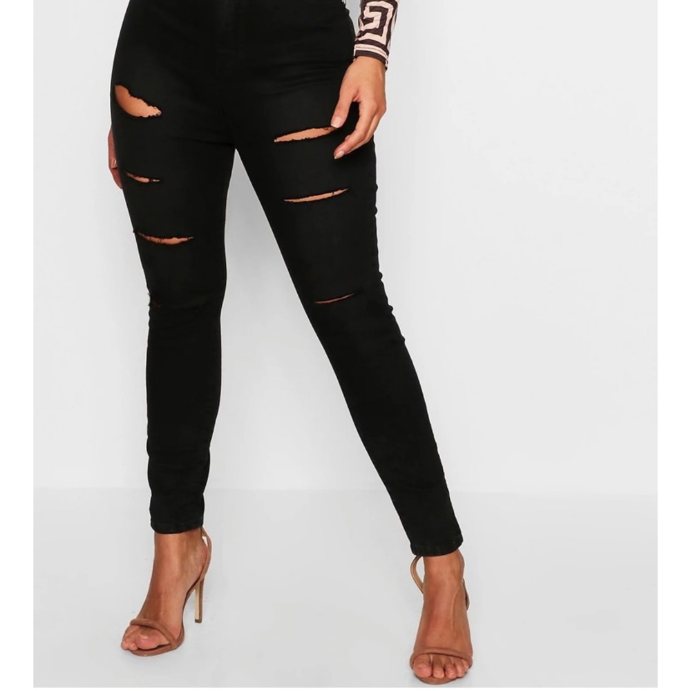 Boohoo - Picture 2 of 2